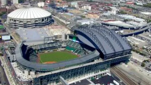 泰山官方确认：王彤右肩关节脱位，恢复时间预计6周左右。